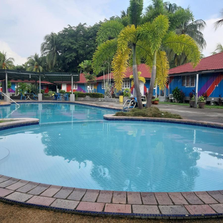 Global Ikhwan Resort 쿠아 외부 사진
